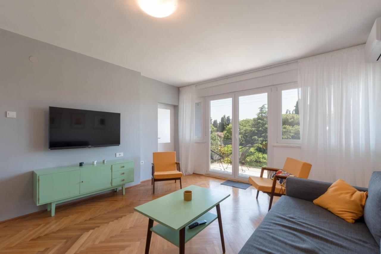 Nona Mileva Apartment プーラ エクステリア 写真